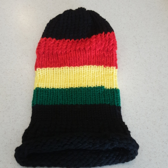 Hat and Scarf, Handmade - Picture 2 of 3